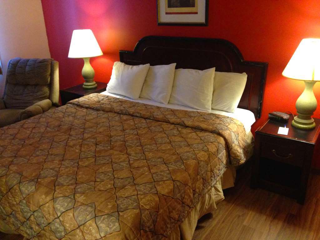 Econo Lodge Inn & Suites Escanaba Zimmer foto