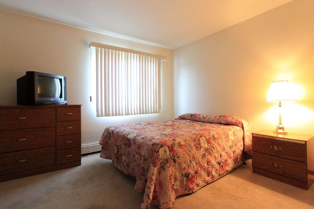 Econo Lodge Inn & Suites Escanaba Zimmer foto