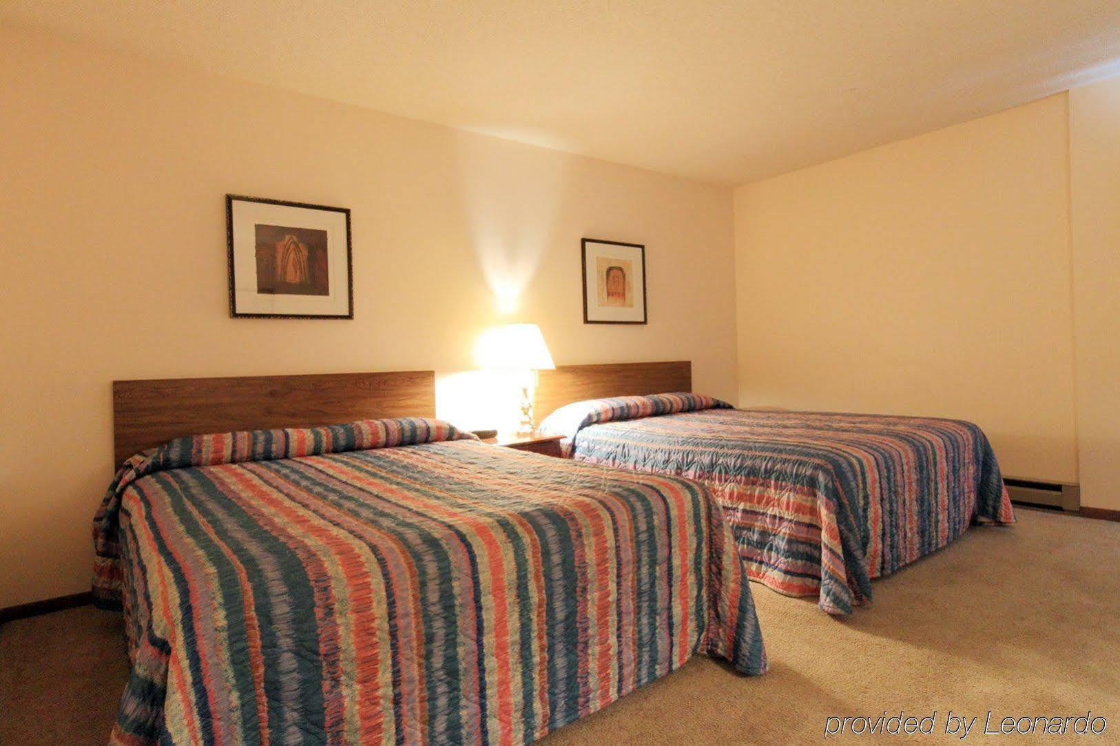 Econo Lodge Inn & Suites Escanaba Exterior foto